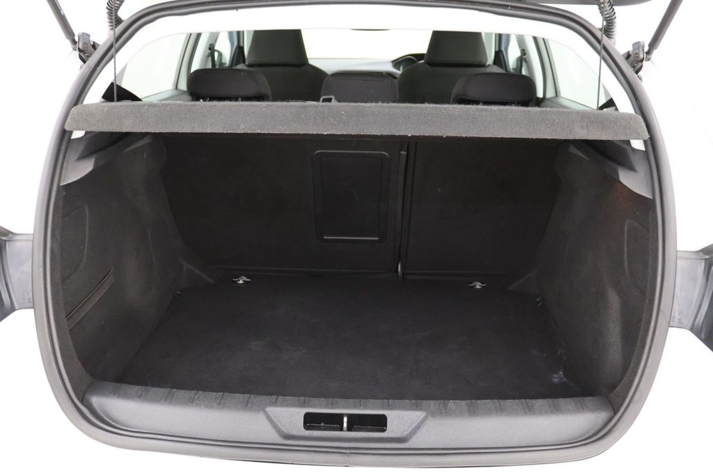 Used Peugeot 308 2016 for sale - 76581957: Photo 27