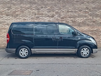 Used Hyundai i800 2015 for sale - 76783546: Photo