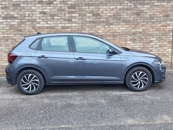 Used Volkswagen Polo 2022 for sale - 76923416: Photo