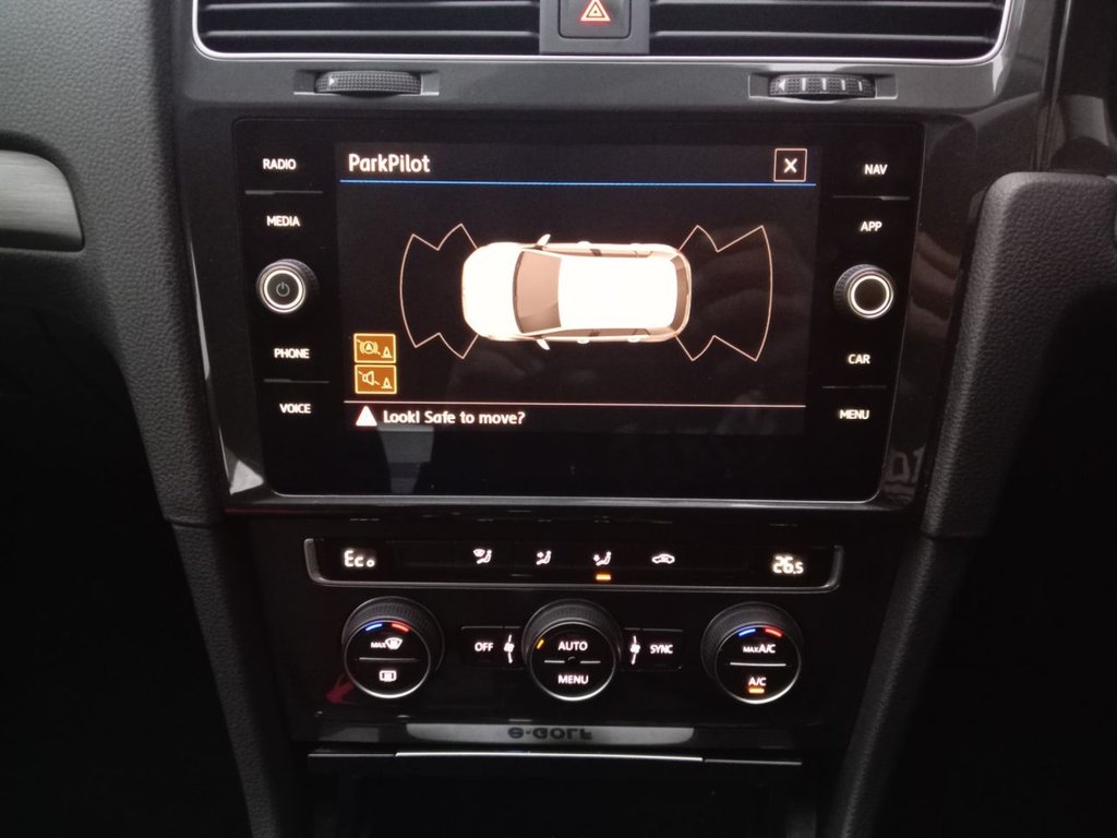 Used Volkswagen Golf 2020 for sale - 76541961: Photo 8