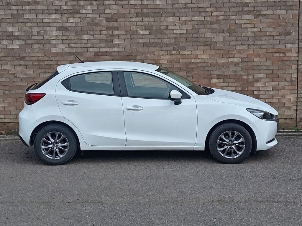 Used Mazda Mazda2 2022 for sale - 77748310: Photo 2