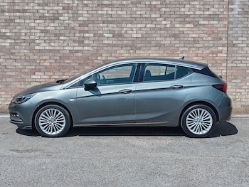 Used Vauxhall Astra 2018 for sale - 79288766: Photo