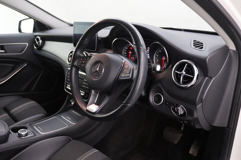 Used Mercedes-Benz GLA 2019 for sale - 77565361: Photo 10