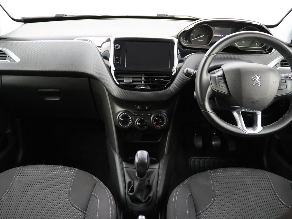 Used Peugeot 208 2018 for sale - 76542092: Photo 18