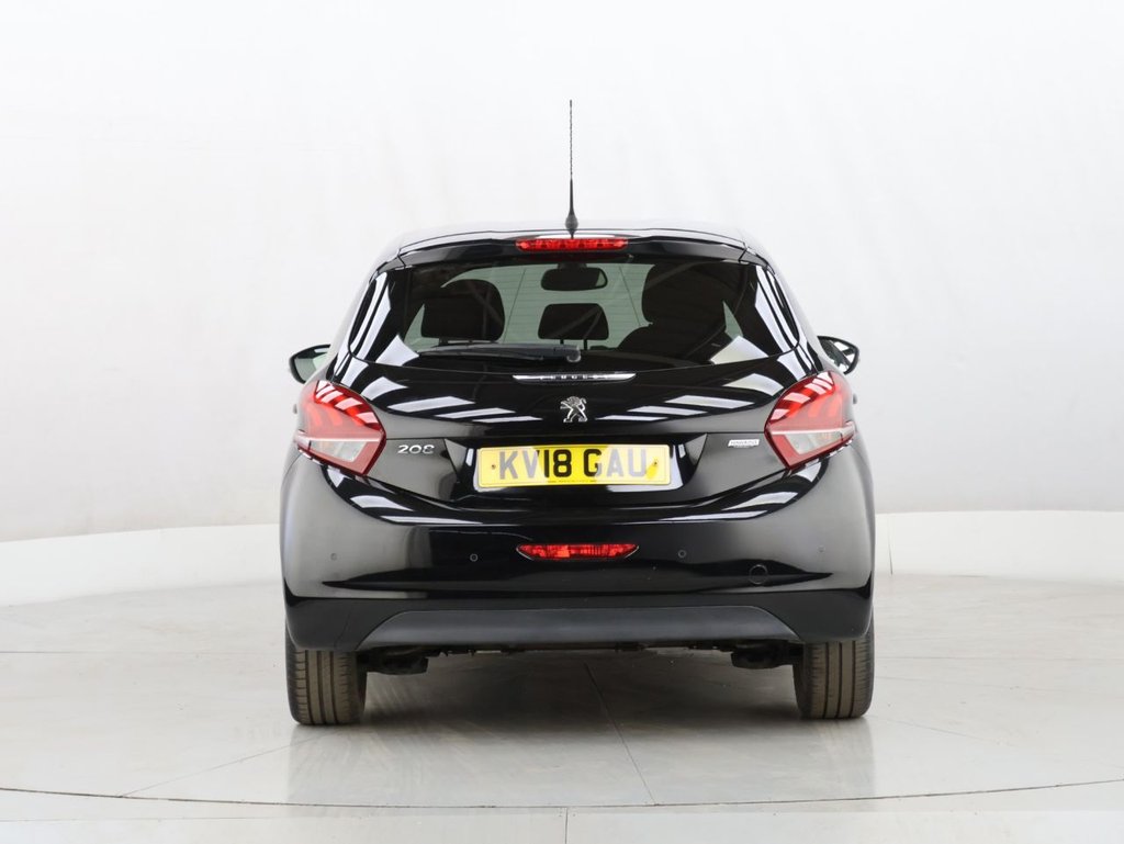 Used Peugeot 208 2018 for sale - 76542092: Photo 9