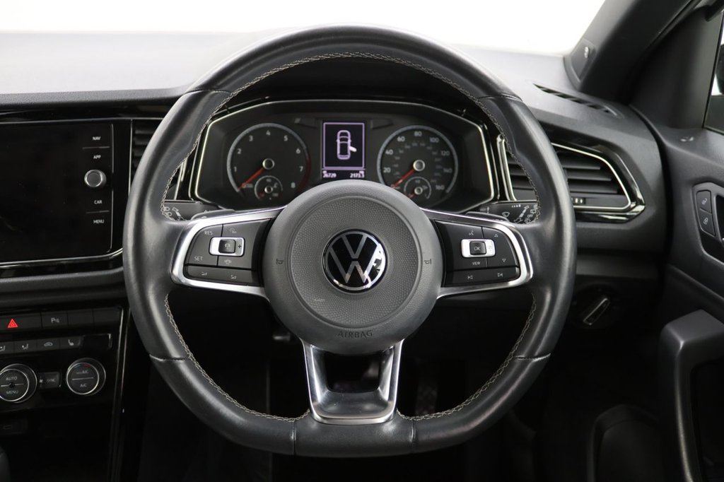 Used Volkswagen T-Roc 2021 for sale - 76345159: Photo 19