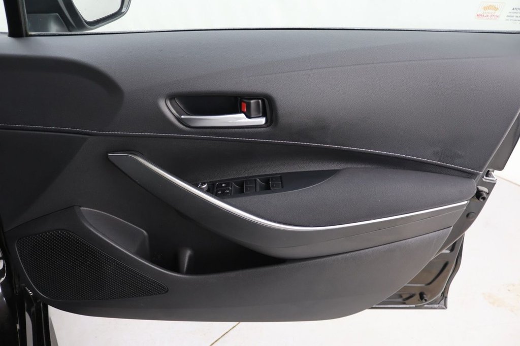 Used Toyota Corolla 2020 for sale - 77121632: Photo 27
