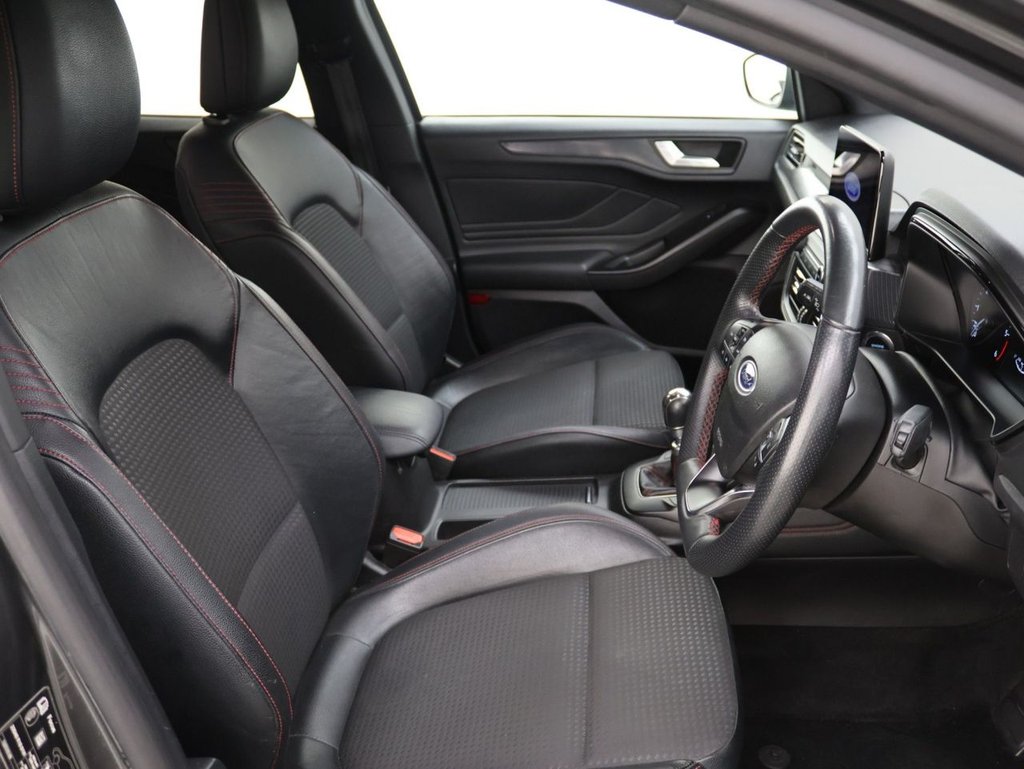 Used Ford Focus 2020 for sale - 76569997: Photo 12
