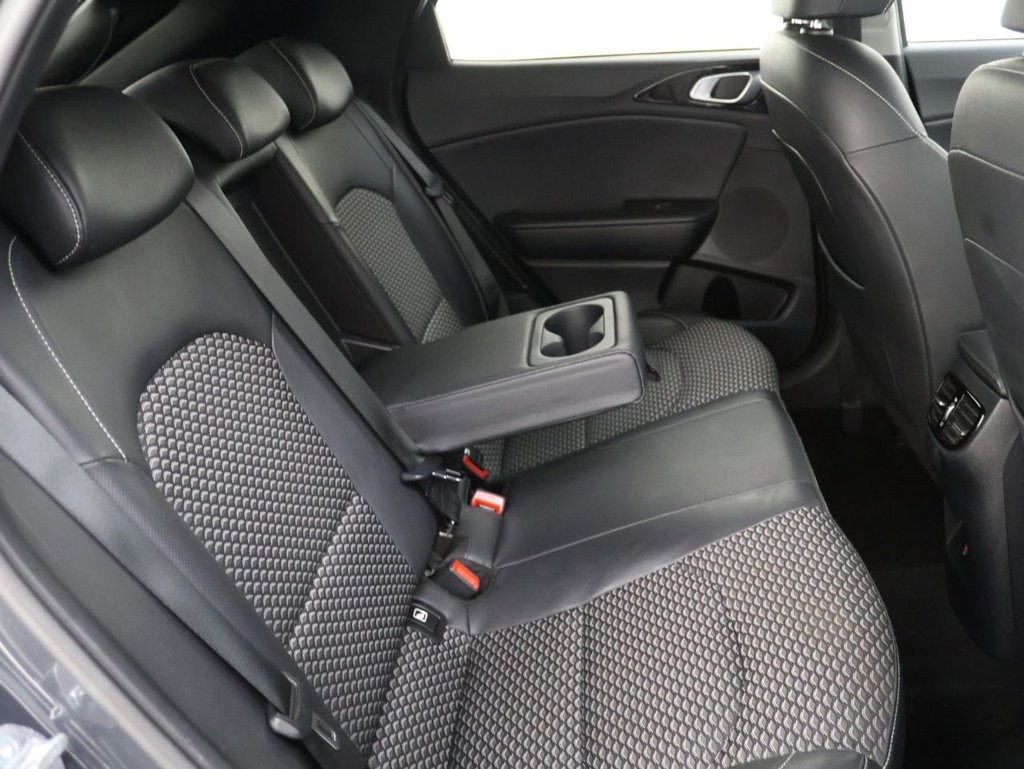 Used Kia XCeed 2023 for sale - 76542099: Photo 17