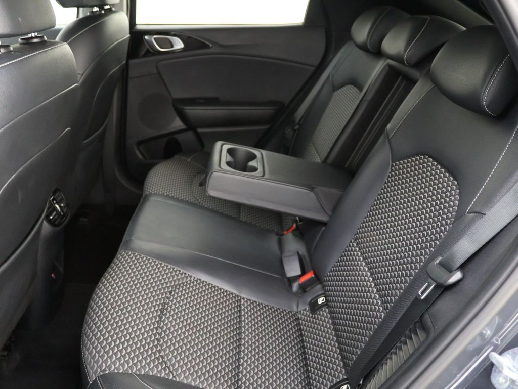 Used Kia XCeed 2023 for sale - 76542099: Photo 21