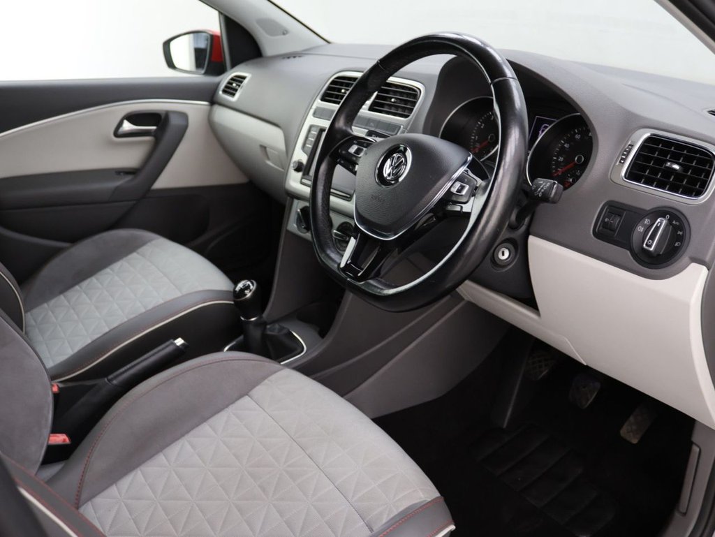 Used Volkswagen Polo 2017 for sale - 76841041: Photo 10
