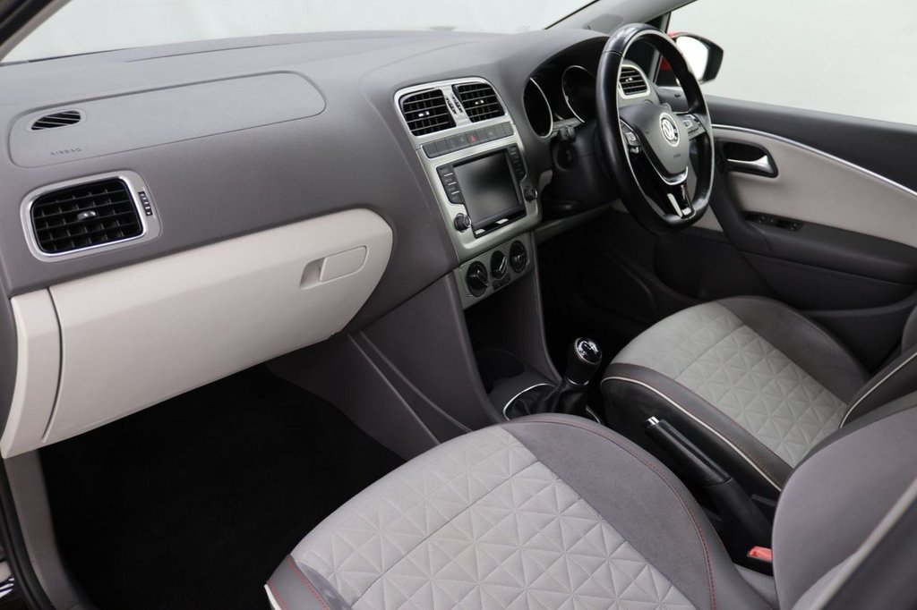 Used Volkswagen Polo 2017 for sale - 76841041: Photo 24