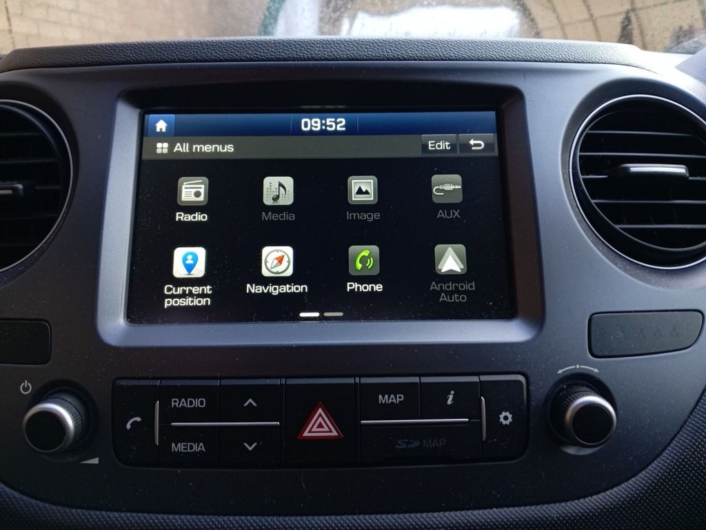 Used Hyundai i10 2019 for sale - 77369315: Photo 13