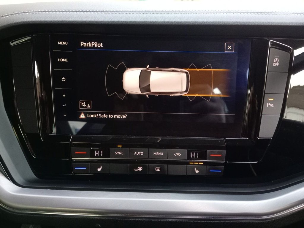 Used Volkswagen Touareg 2018 for sale - 76909935: Photo 10