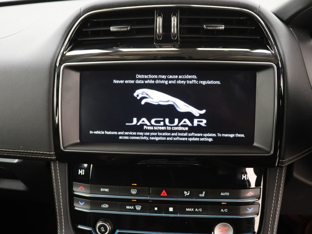 Used Jaguar F-Pace 2019 for sale - 78167296: Photo 12