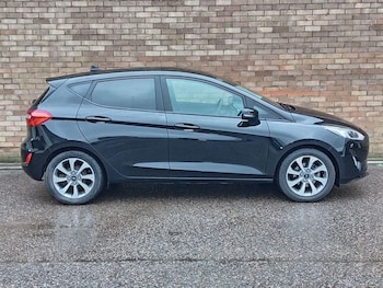 Used Ford Fiesta 2021 for sale - 77621033: Photo