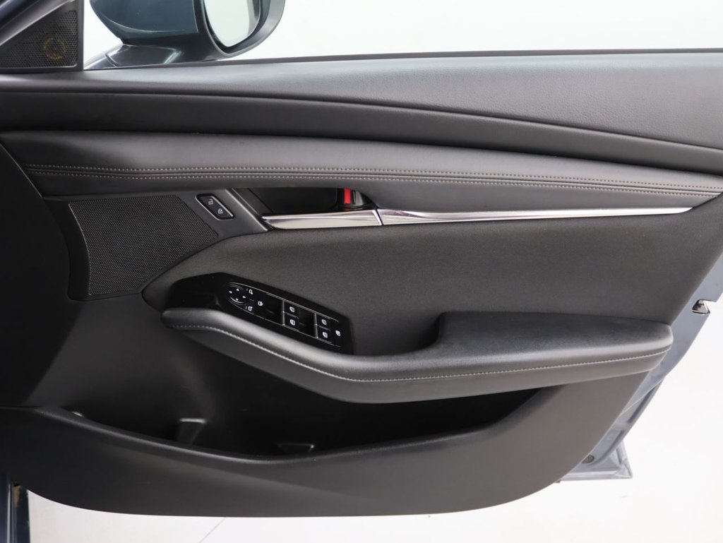 Used Mazda Mazda3 2021 for sale - 76535542: Photo 26