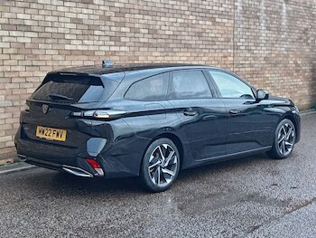 Used Peugeot 308 SW 2022 for sale - 76542117: Photo