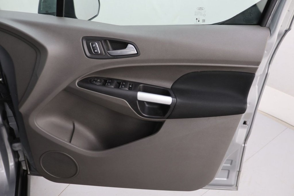 Used Ford Grand Tourneo Connect 2022 for sale - 77355707: Photo 27