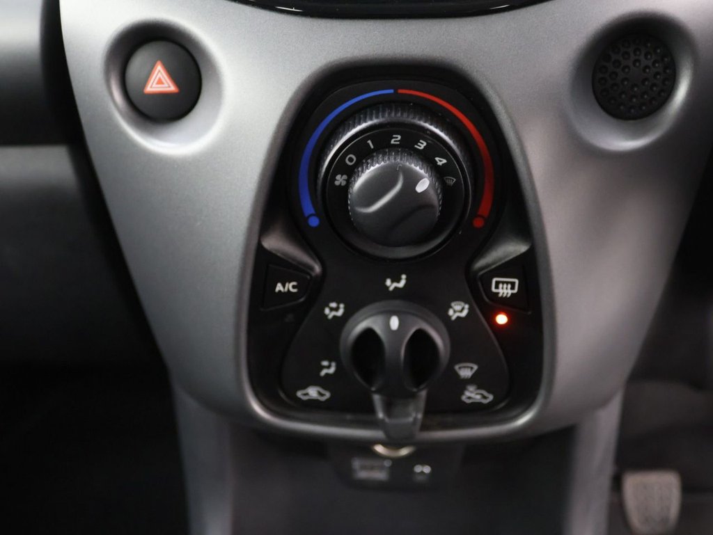 Used Toyota AYGO 2021 for sale - 76724455: Photo 13