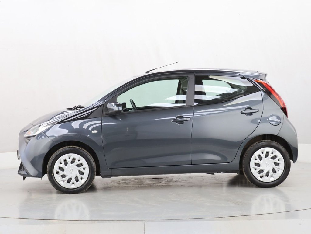 Used Toyota AYGO 2021 for sale - 76724455: Photo 6