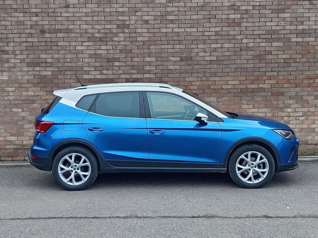 Used SEAT Arona 2023 for sale - 77436621: Photo 2