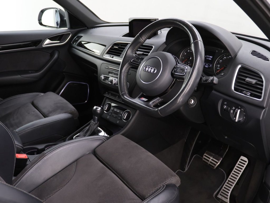 Used Audi Q3 2018 for sale - 76542102: Photo 10