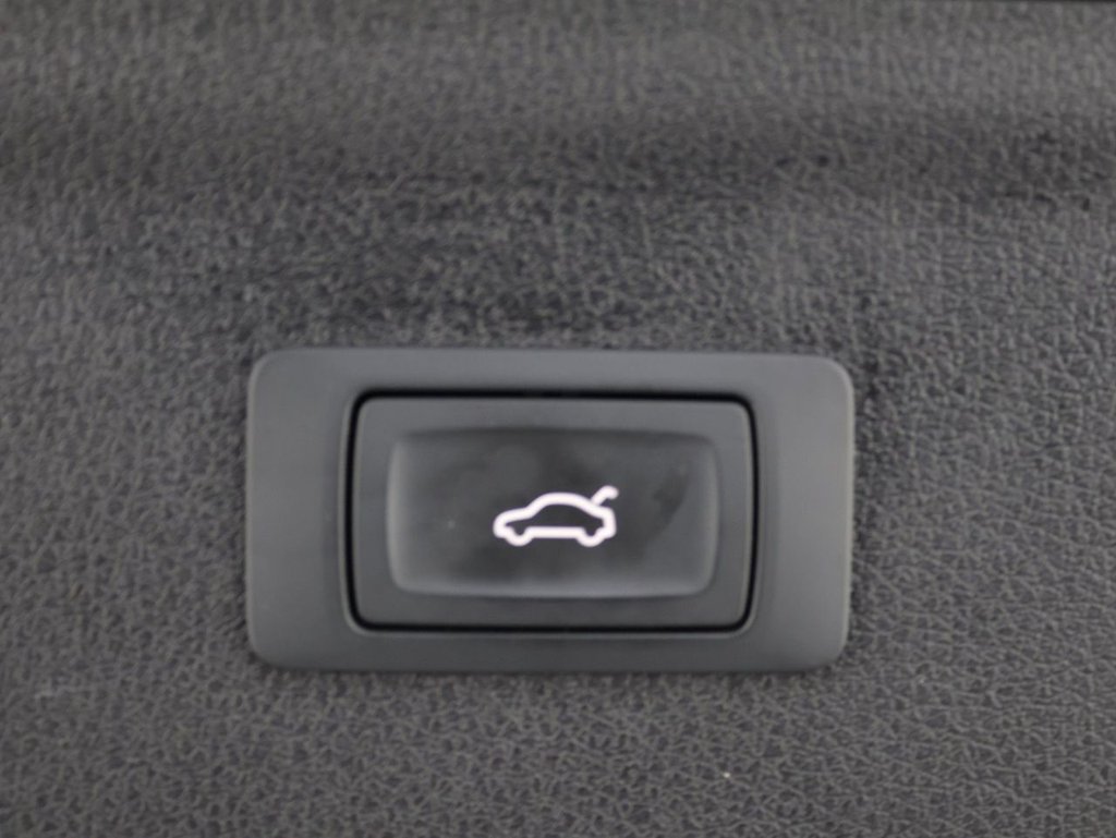 Used Audi Q3 2018 for sale - 76542102: Photo 28