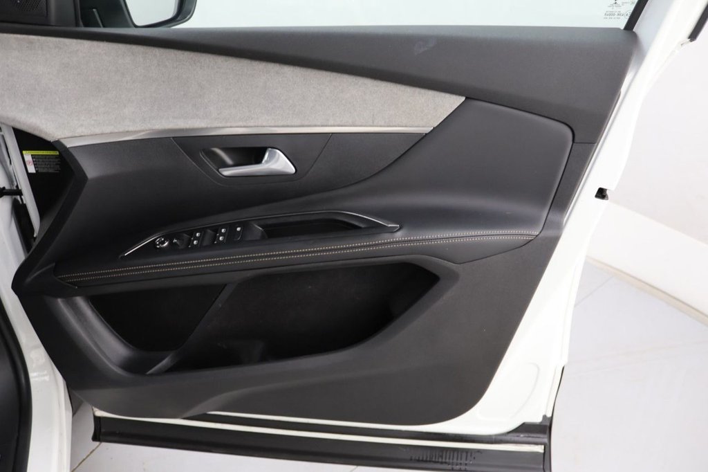 Used Peugeot 5008 2022 for sale - 76867507: Photo 27