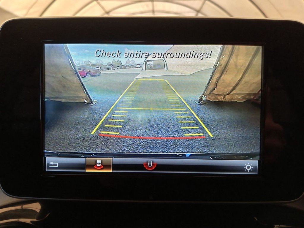 Used Mercedes-Benz GLC 2019 for sale - 78068757: Photo 2