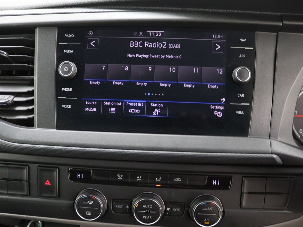 Used Volkswagen Transporter Shuttle 2020 for sale - 78172320: Photo 15