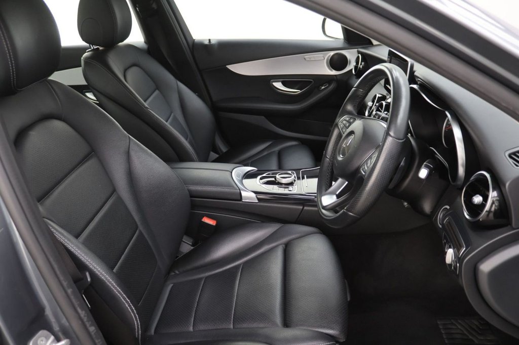 Used Mercedes-Benz C Class 2018 for sale - 77952685: Photo 12