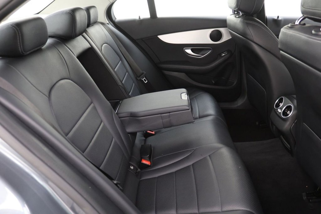 Used Mercedes-Benz C Class 2018 for sale - 77952685: Photo 17