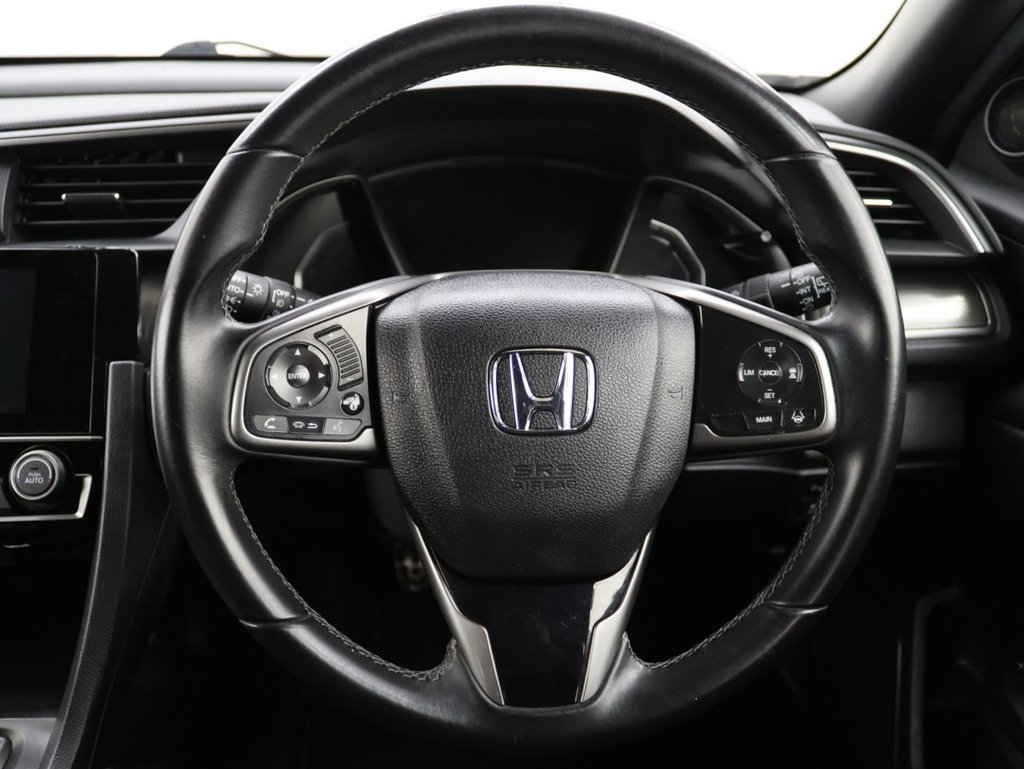 Used Honda Civic 2019 for sale - 76595850: Photo 19