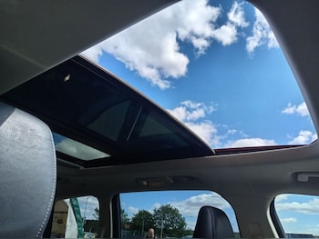 Used Ford Galaxy 2017 for sale - 79493678: Photo