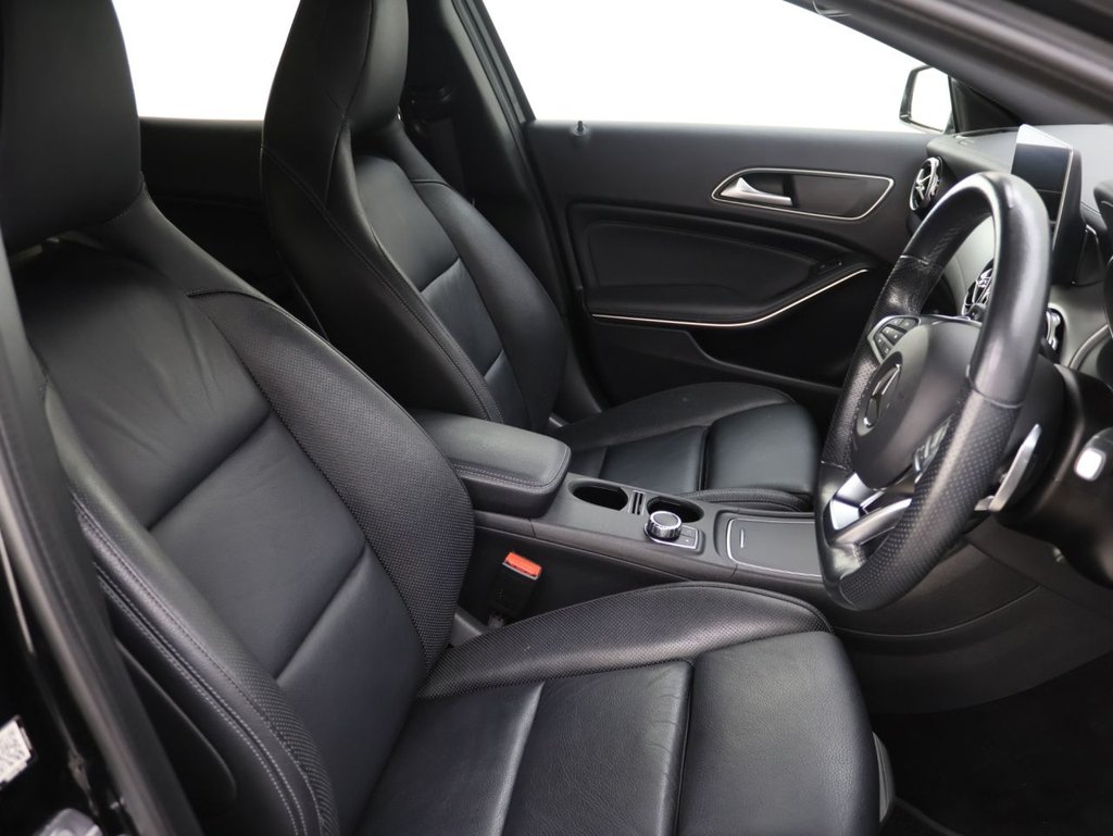 Used Mercedes-Benz GLA 2019 for sale - 76797679: Photo 12