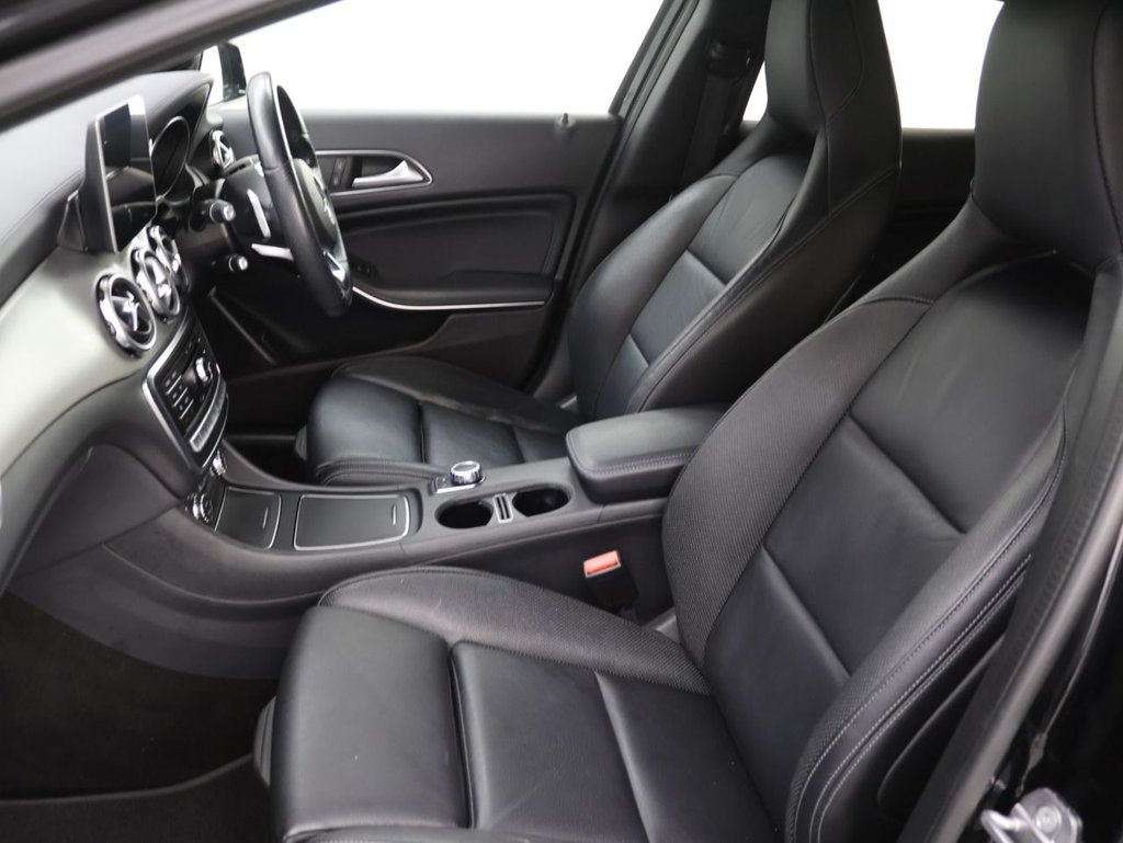 Used Mercedes-Benz GLA 2019 for sale - 76797679: Photo 24