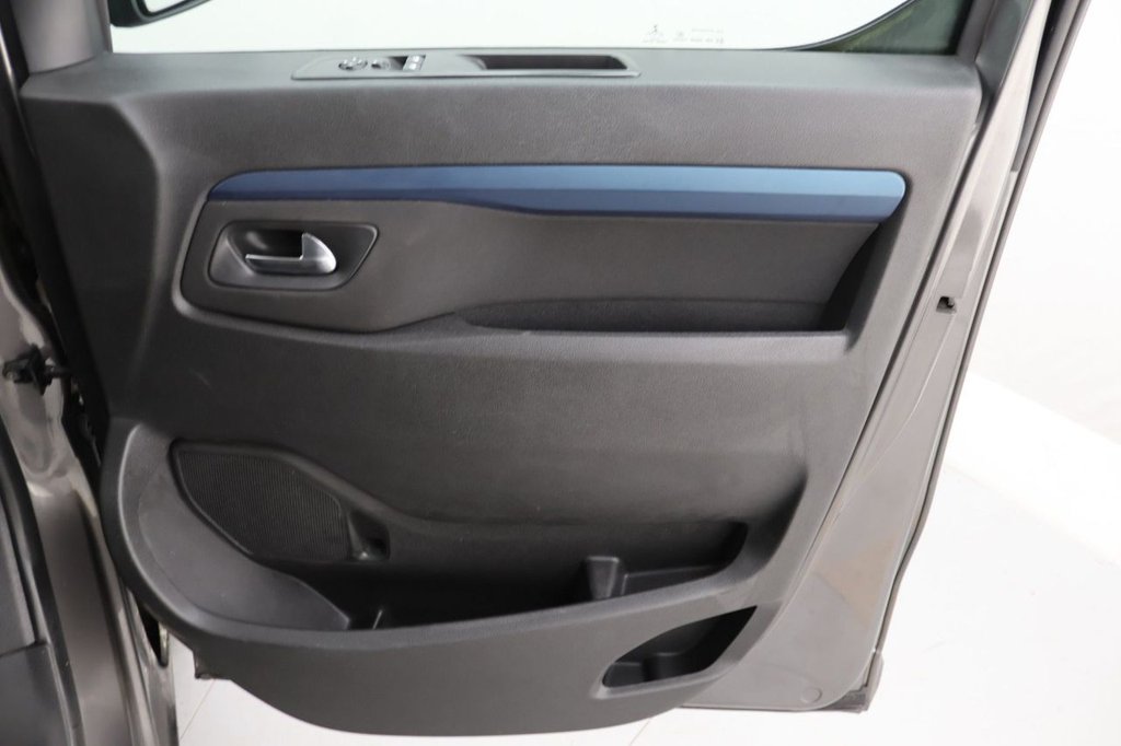 Used Peugeot Traveller 2019 for sale - 77498412: Photo 27