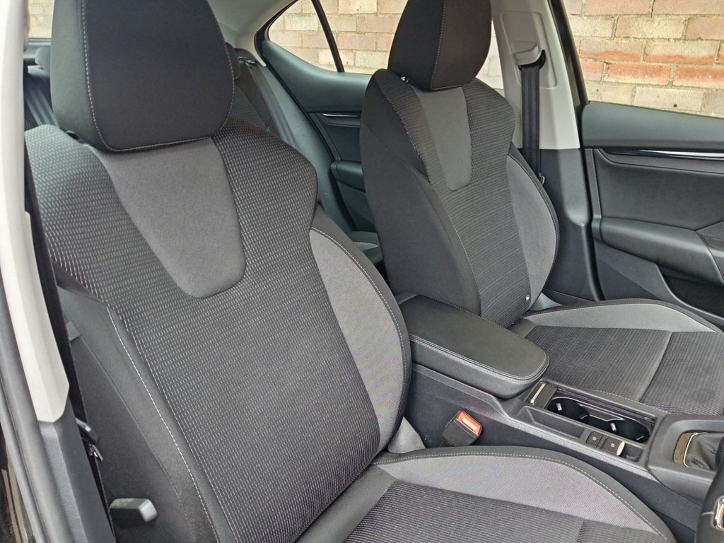 Used Skoda Octavia 2021 for sale - 77692785: Photo 5