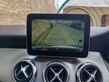 Used Mercedes-Benz GLA 2017 for sale - 76541975: Photo