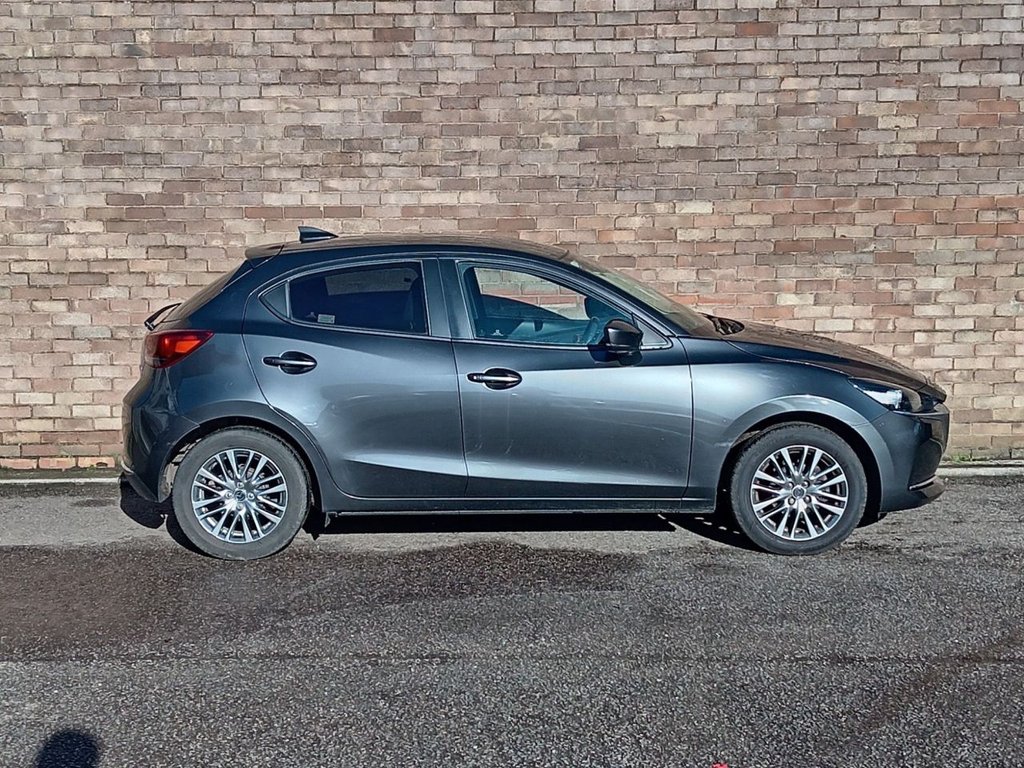 Used Mazda Mazda2 2022 for sale - 77571809: Photo 3
