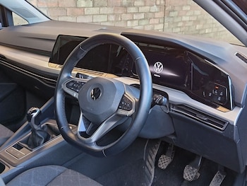 Used Volkswagen Golf 2021 for sale - 76665793: Photo