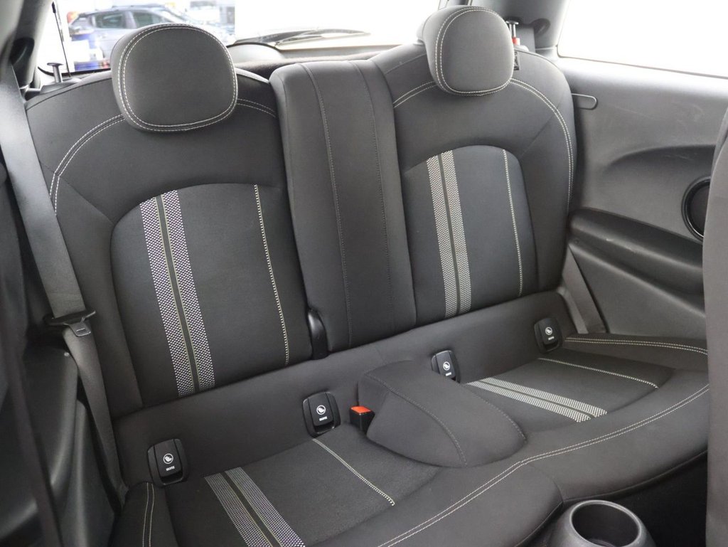 Used MINI Hatch 2019 for sale - 76542200: Photo 16