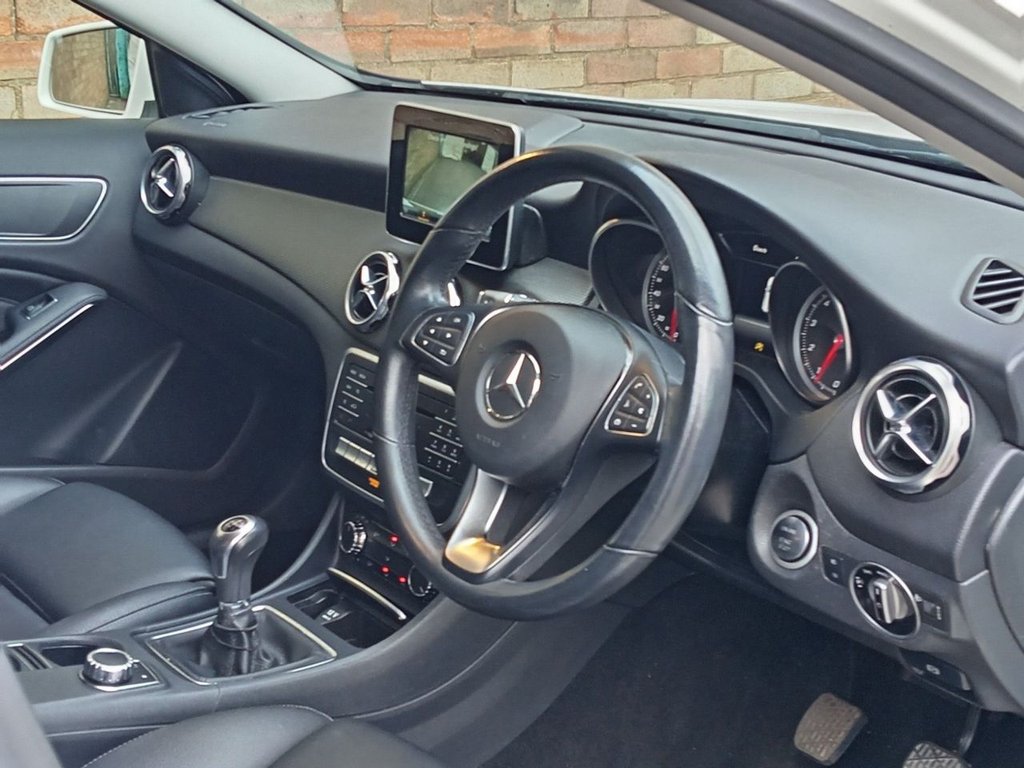 Used Mercedes-Benz GLA 2018 for sale - 76923465: Photo 5