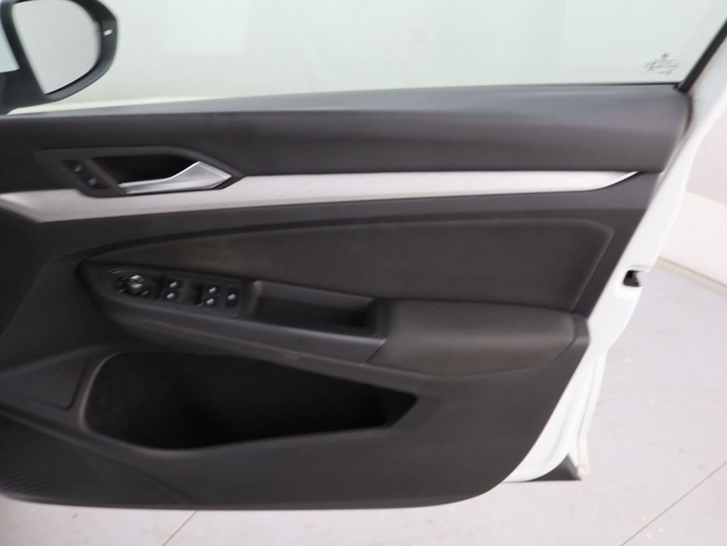 Used Volkswagen Golf 2021 for sale - 77451693: Photo 27