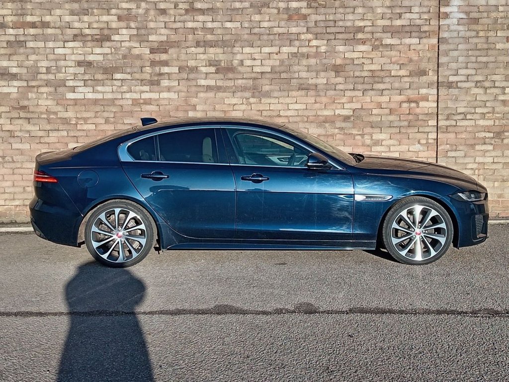Used Jaguar XE 2023 for sale - 76820671: Photo 3