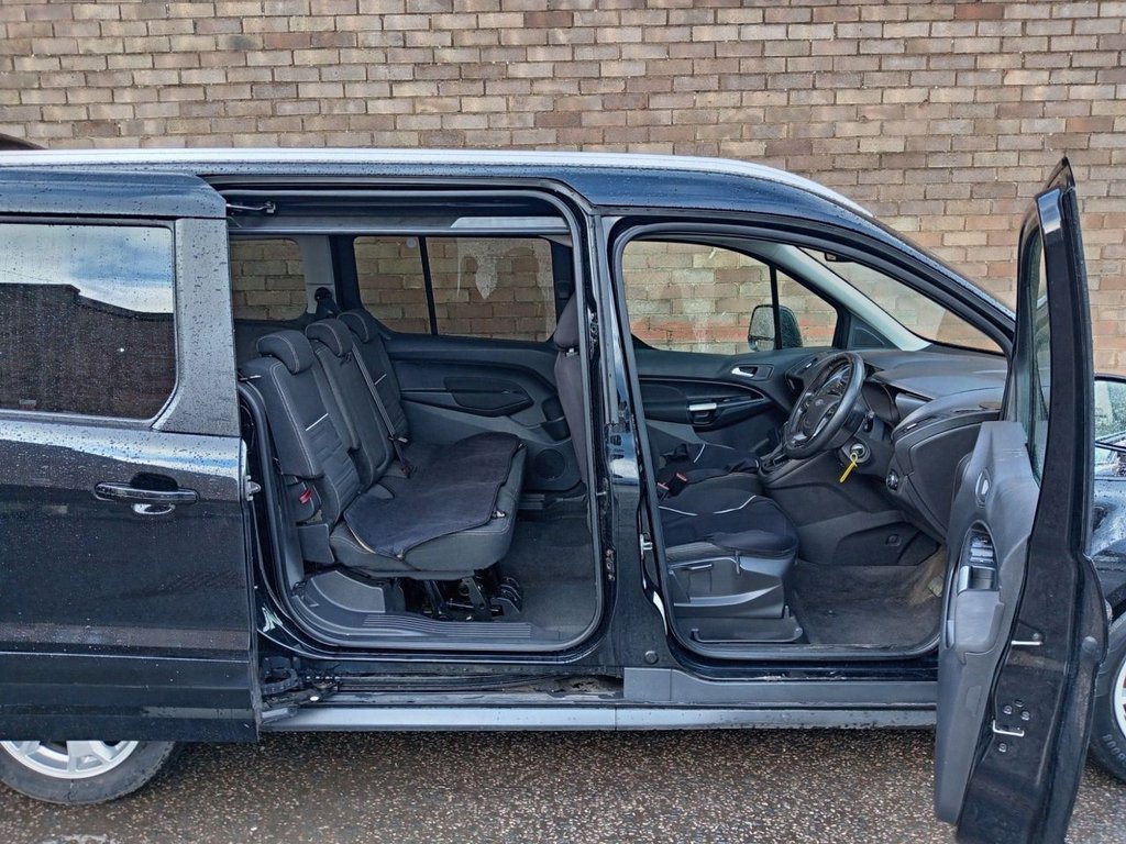 Used Ford Grand Tourneo Connect 2018 for sale - 77534043: Photo 12