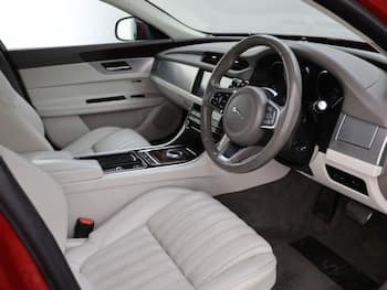 Used Jaguar XF 2019 for sale - 79804761: Photo