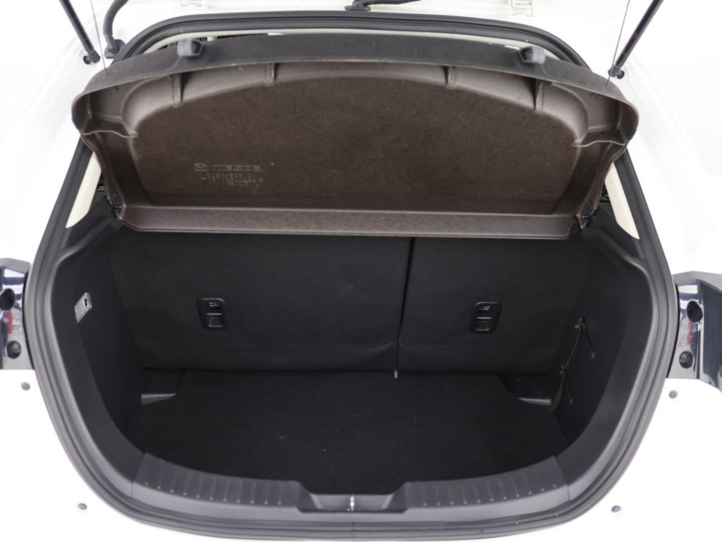 Used Mazda Mazda2 2021 for sale - 76542190: Photo 24