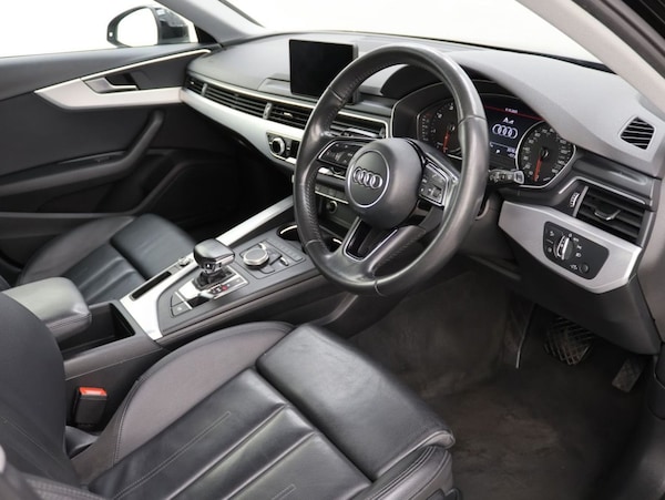 Used Audi A4 Avant 2018 for sale - 76235808: Photo 10